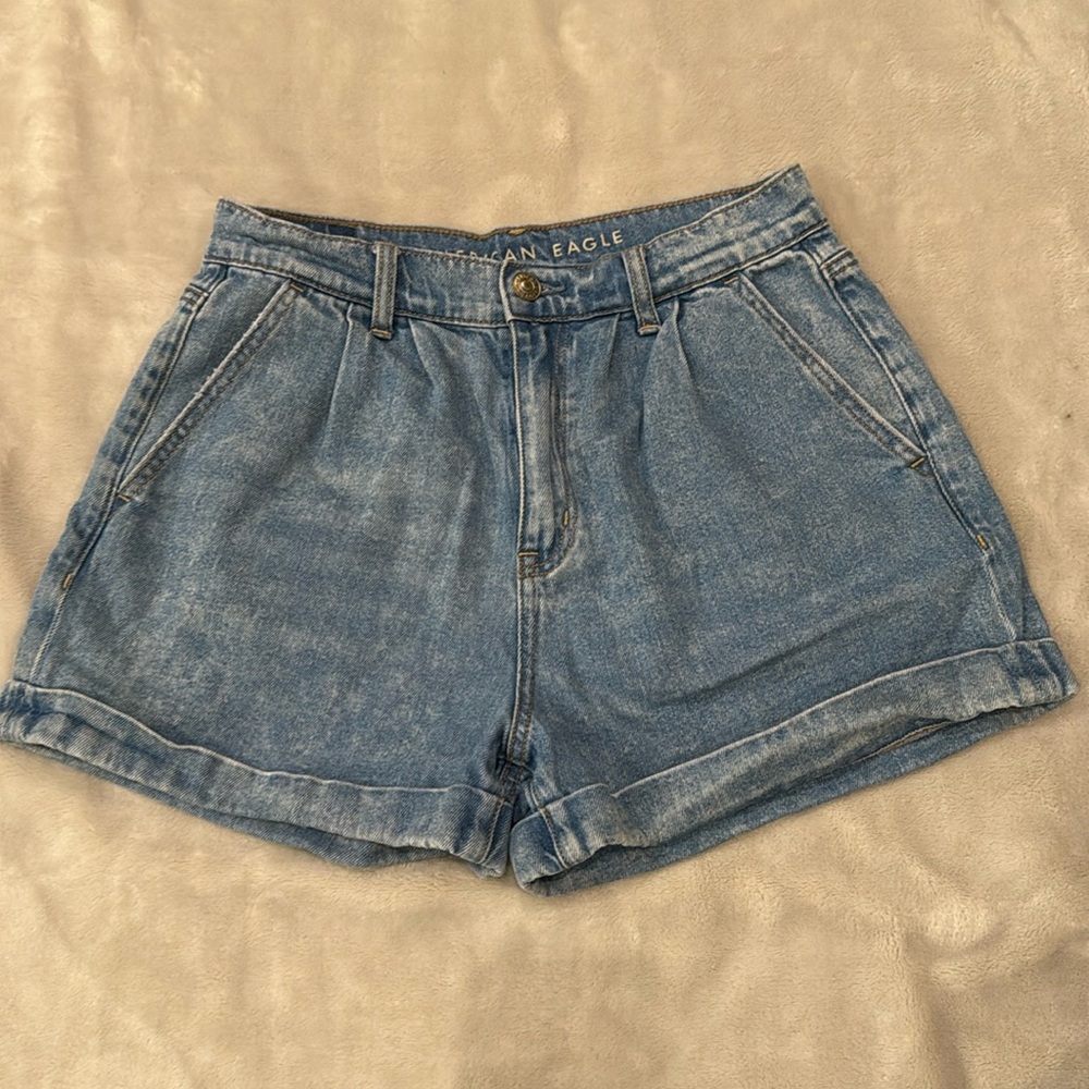 American Eagle Mom Short - size 2
